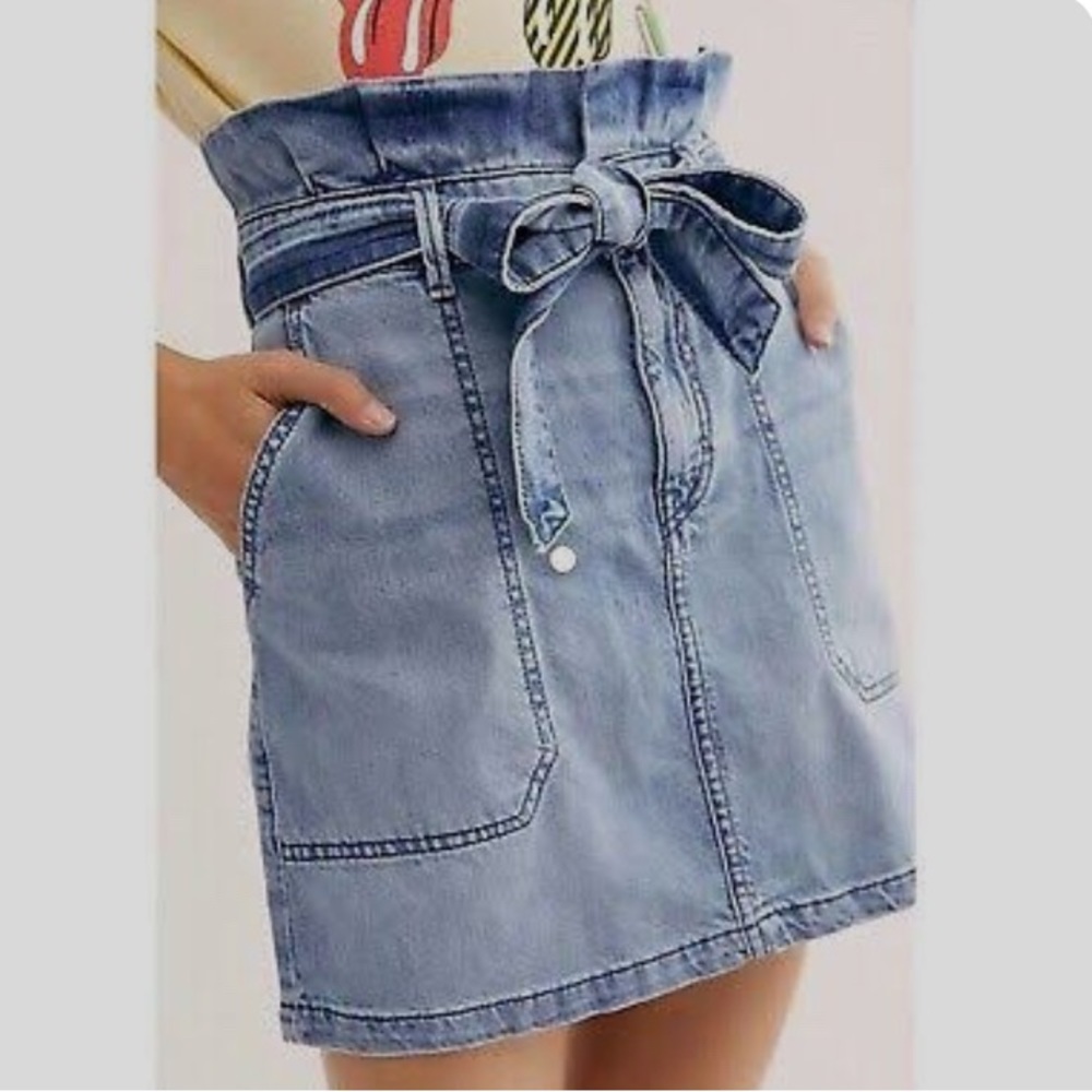 Free People Size 10 Splendor in the Grass Paperbag High Waist Denim Skirt Indigo